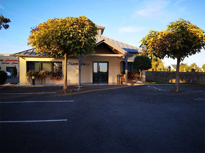 devanture Maison funeraire